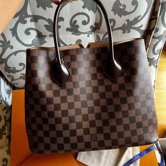 Louis Vuitton Damier Ebene Kensington V bag - Picture 8 of 10
